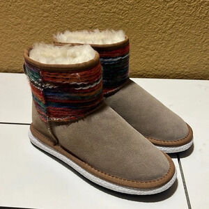 BERNIE MEV Boots. Size 6